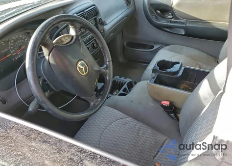 2003 Mazda B3000 Cab Plus z USA, uszkodzony, nr VIN 4F4YR16V23TM11184